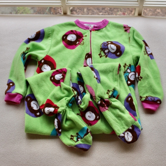 Komar Kids Girls' Footed Pajamas - Picture 1 of 8